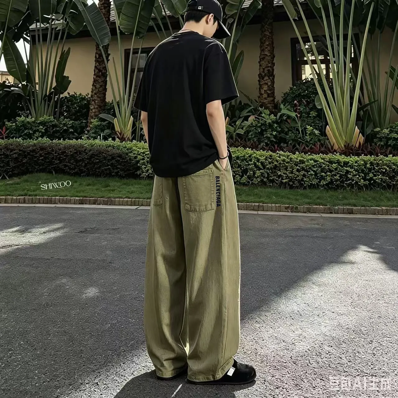 "𝙉𝙚𝙬⚜️Balenciaga" 2026 Autumn and Winter New Arrival sweatpants 360g 100% cotton distressed fried snowflakes, suede laminated print, wide-leg trousers Color: Black Blue green coffee, Sizes: S M L XL XXL Buy now👉 Buy now👉 Buy now👉